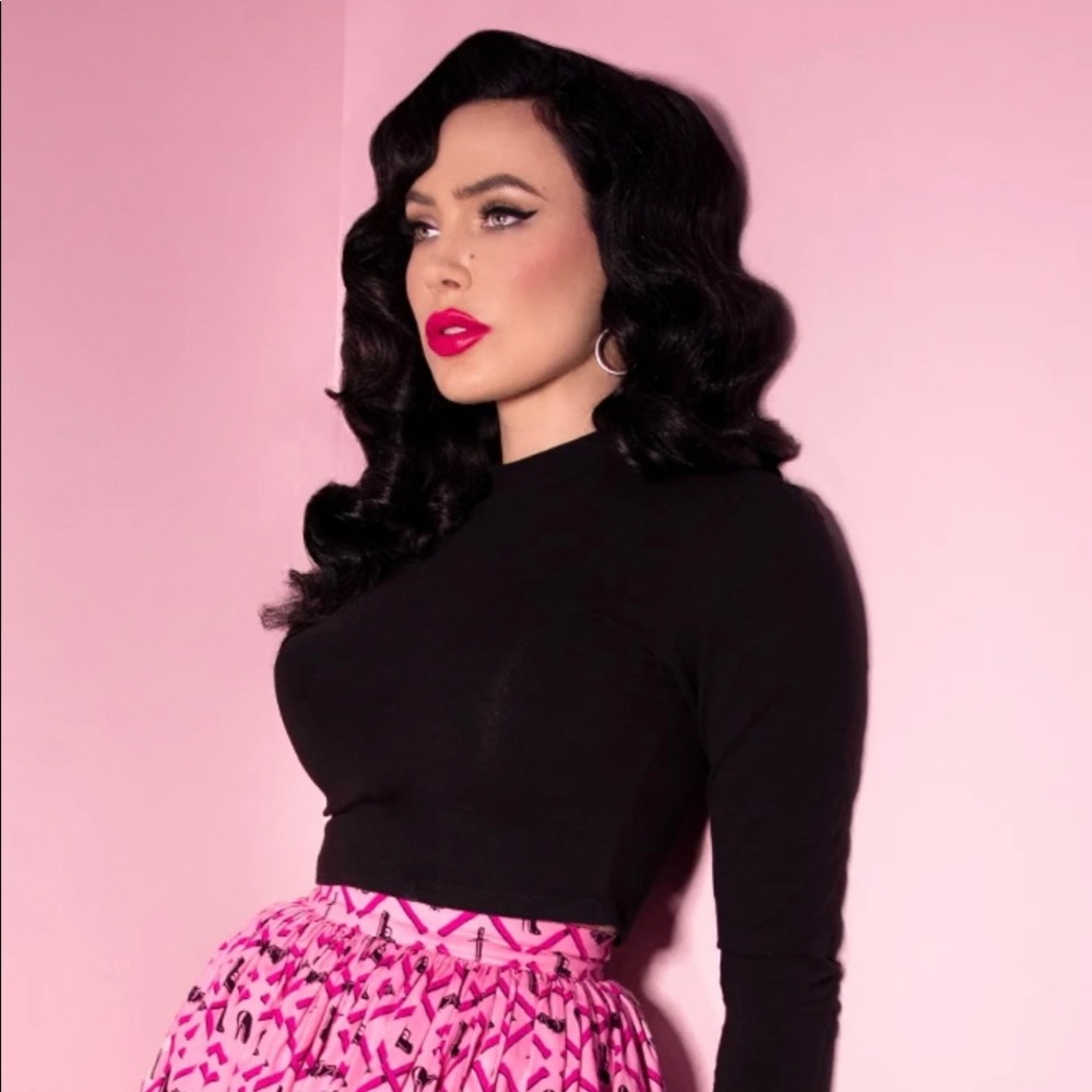 GIRL GANG CROP TOP IN BLACK - VIXEN BY MICHELINE PITT